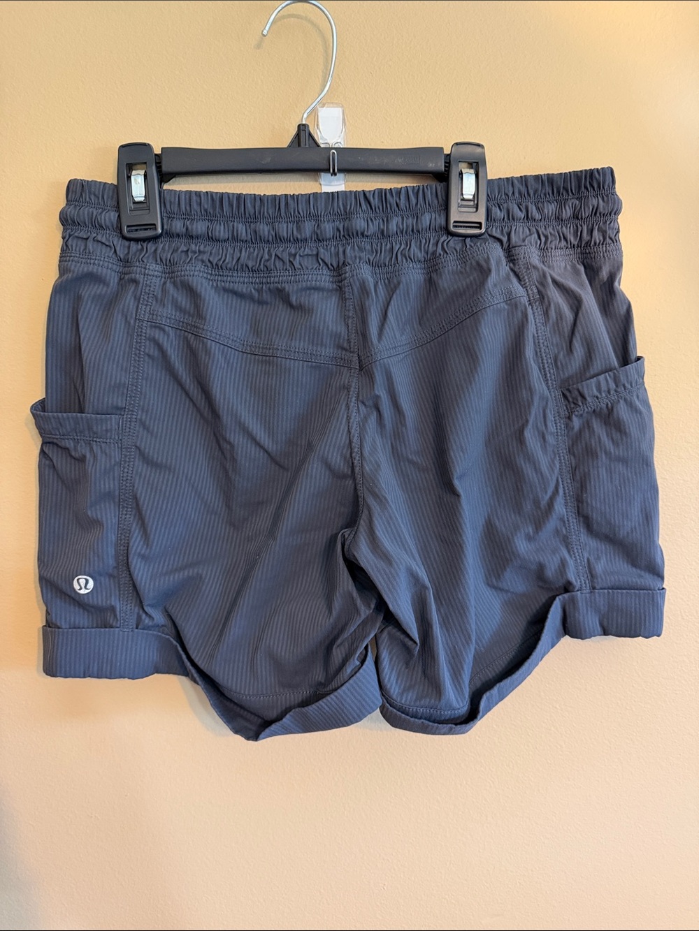 lululemon athletica Women's Gray Dance Studio Drawstring Athletic Shorts - Picture 2 of 6
